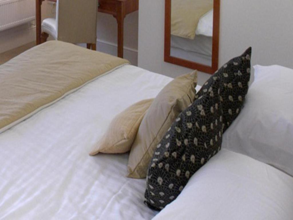 קאנוק The Barns Hotel חדר תמונה